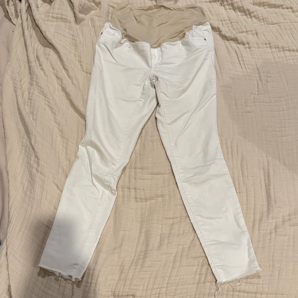 Old Navy Maternity Rockstar Jeans